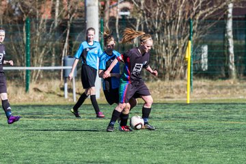 Bild 180 - B-Juniorinnen SV Henstedt-Ulzburg - MTSV Olympia Neum�nster : Ergebnis: 0:4
